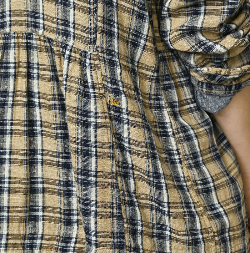 45R Indigo Doublecloth V-Gathered Blouse - Image 11