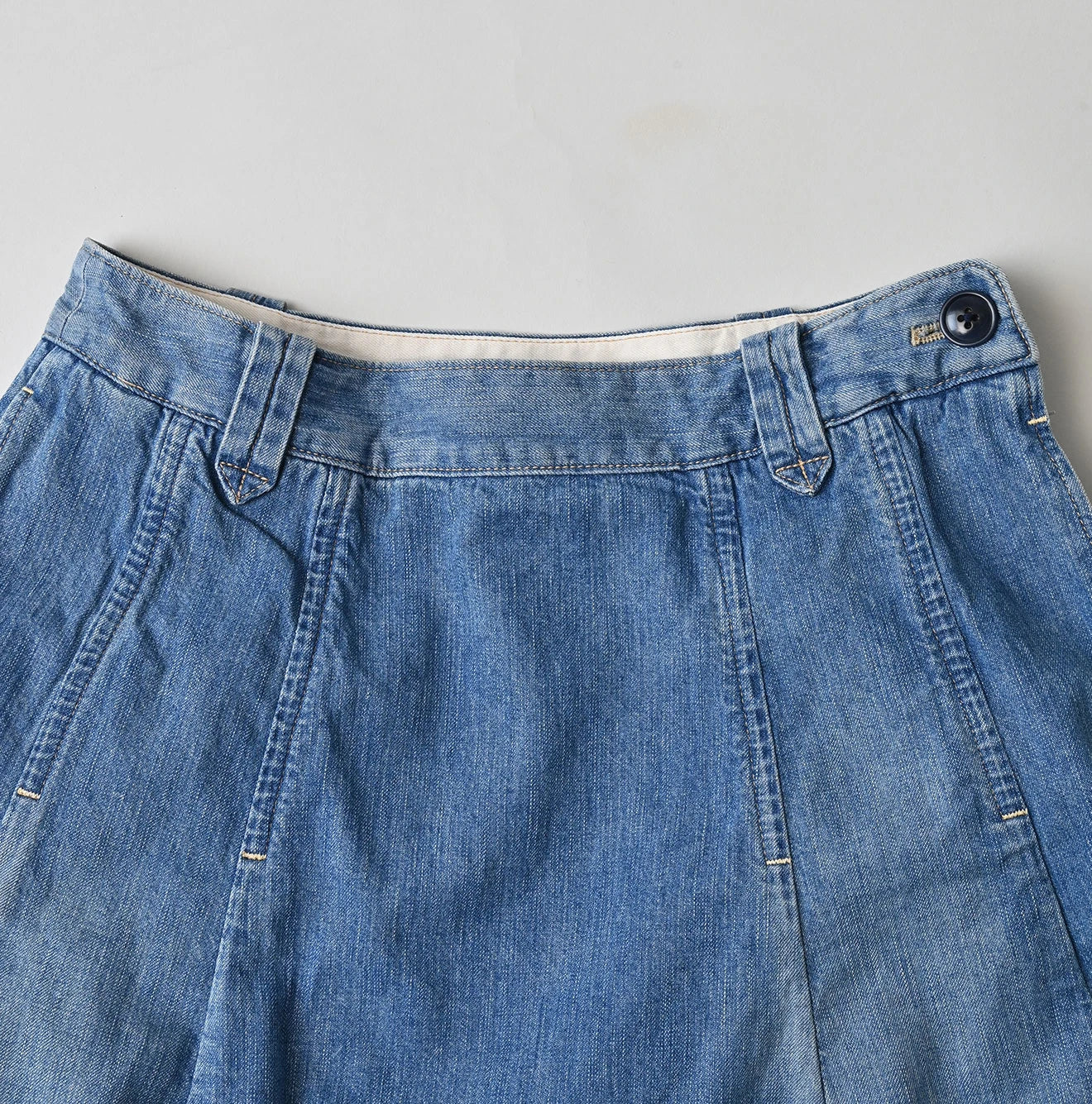 45R Komugi Denim Soufflé Skirt Distressed - Image 12