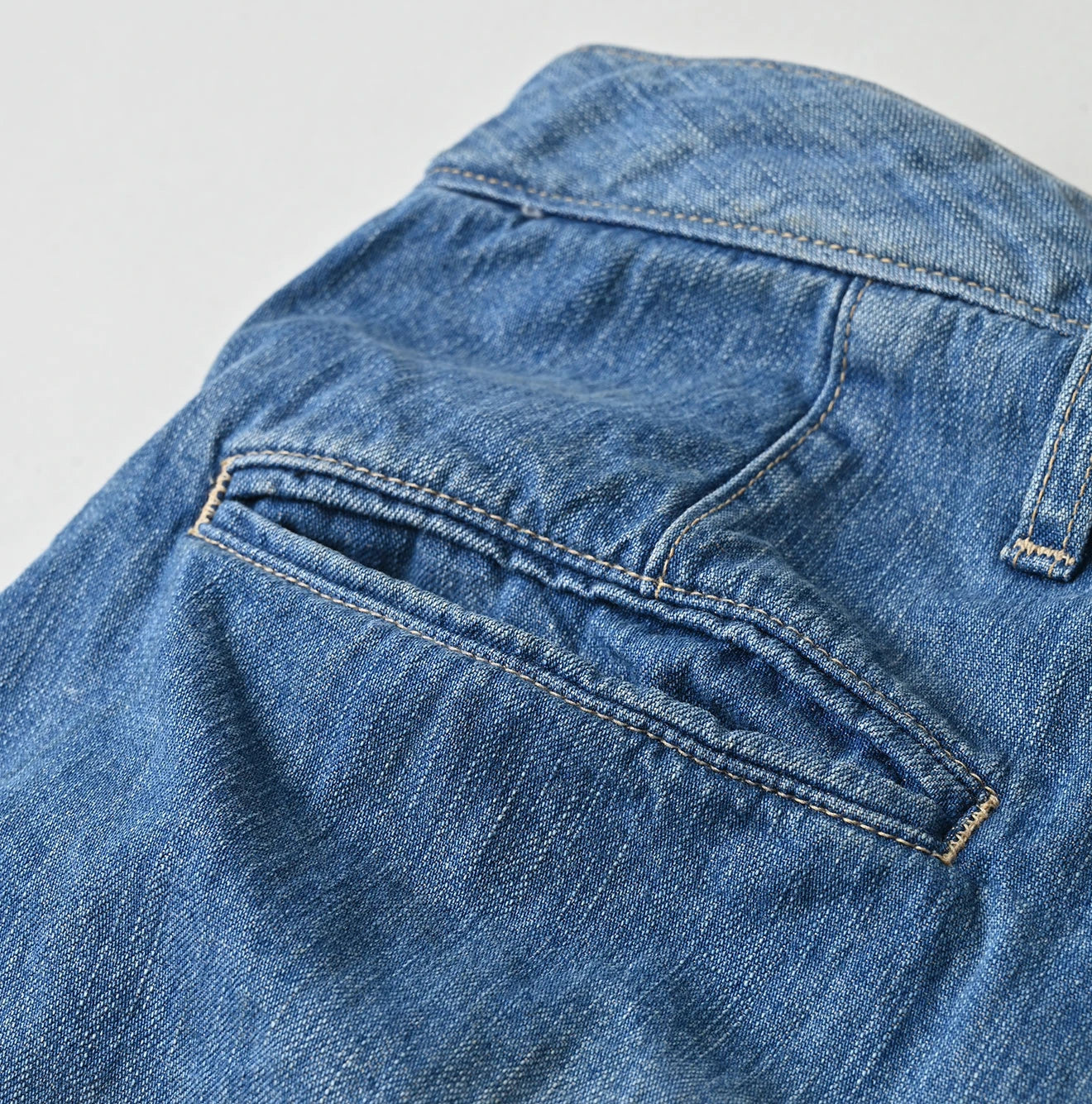 45R Mugi Denim Lucy Bermuda Pants Distressed