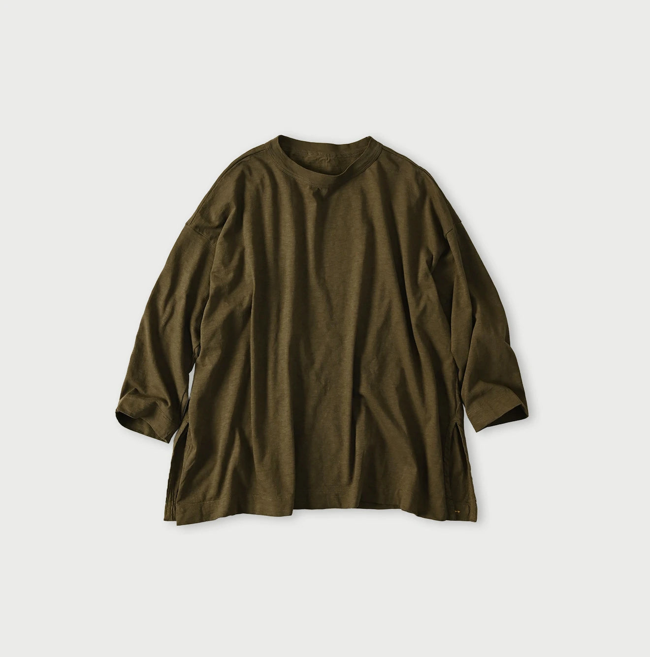Big Slit T-shirt | A-Line with Side Slits by 45R – 45R GLOBAL