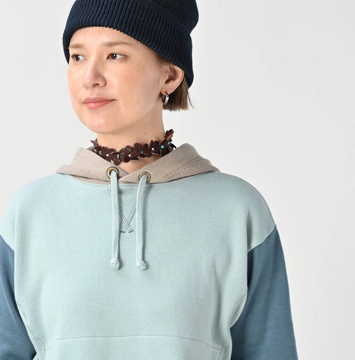 45R Smooth 908 Knit-sewn Crazy Hoodie - Image 12