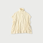 45R Camellia Turtleneck