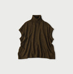 45R Camellia Turtleneck