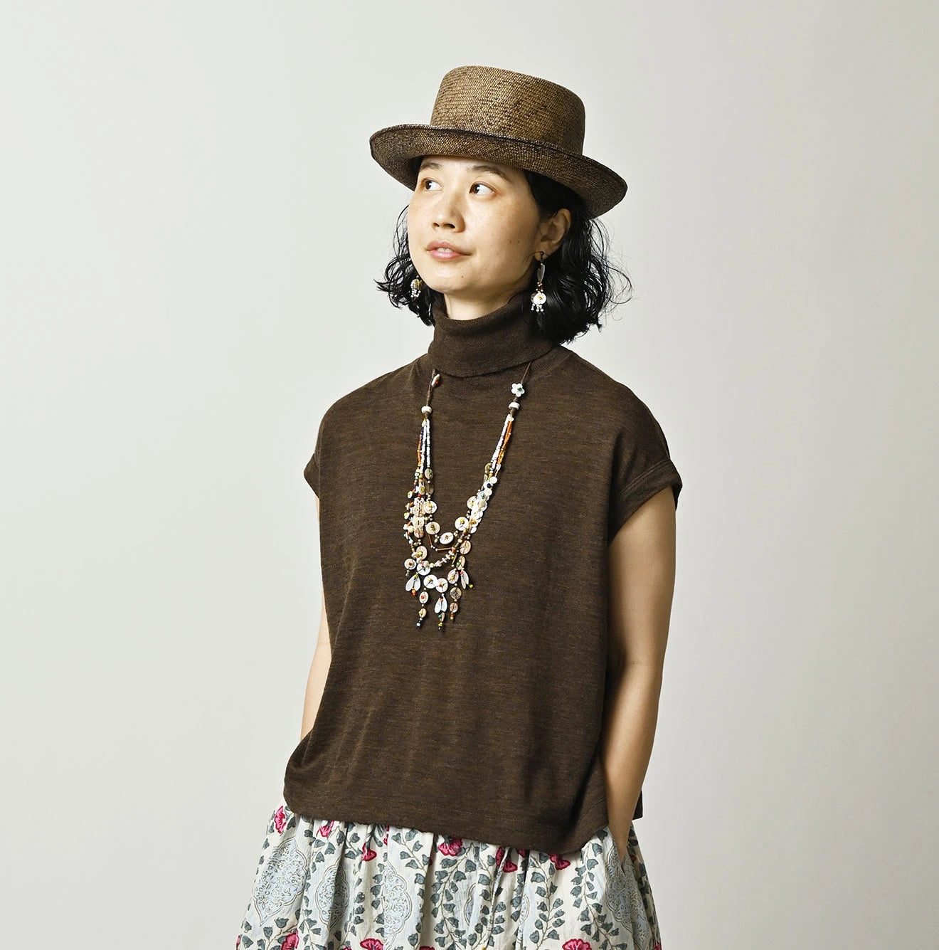 45R Camellia Turtleneck - Image 8