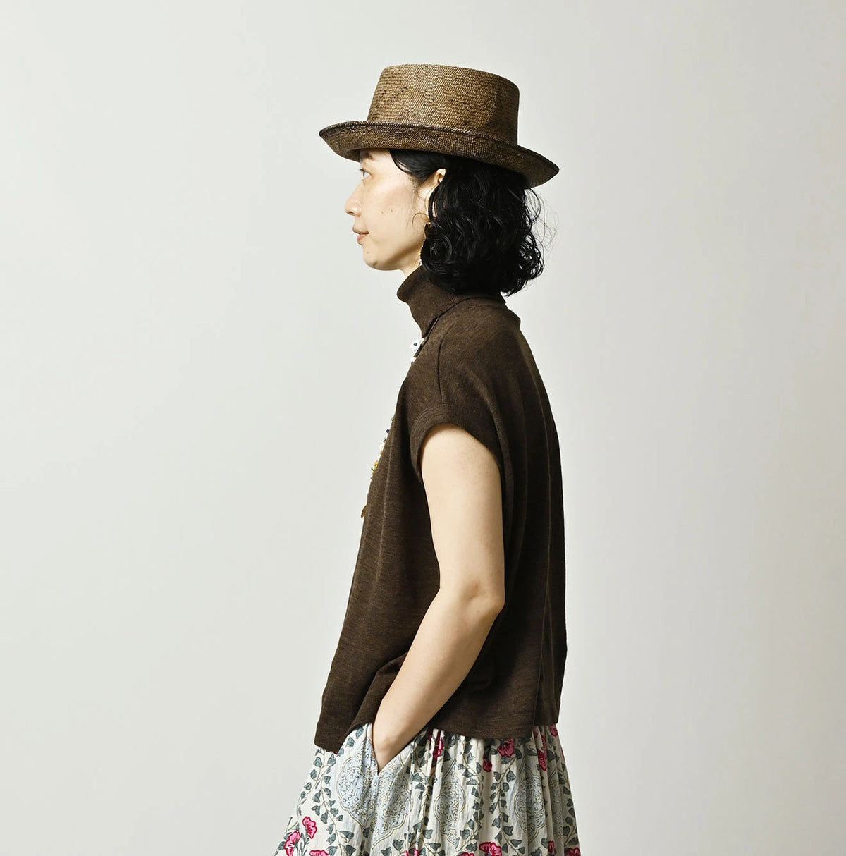 45R Camellia Turtleneck