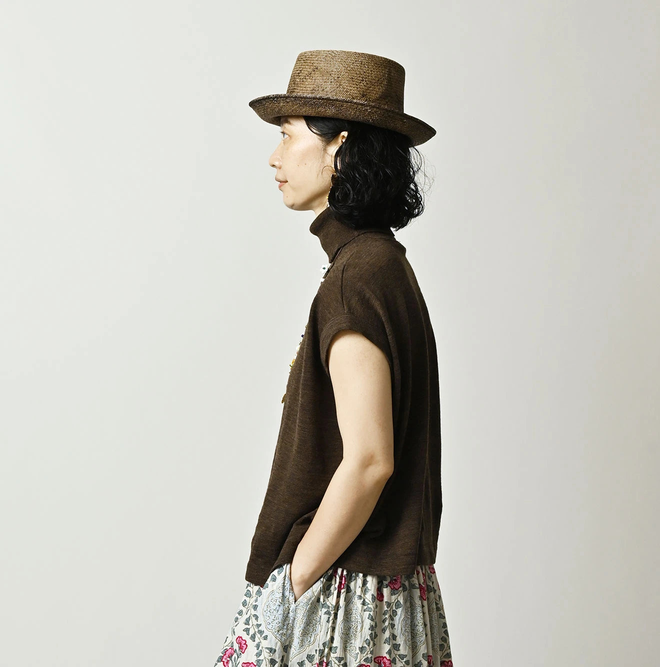 45R Camellia Turtleneck - Image 9