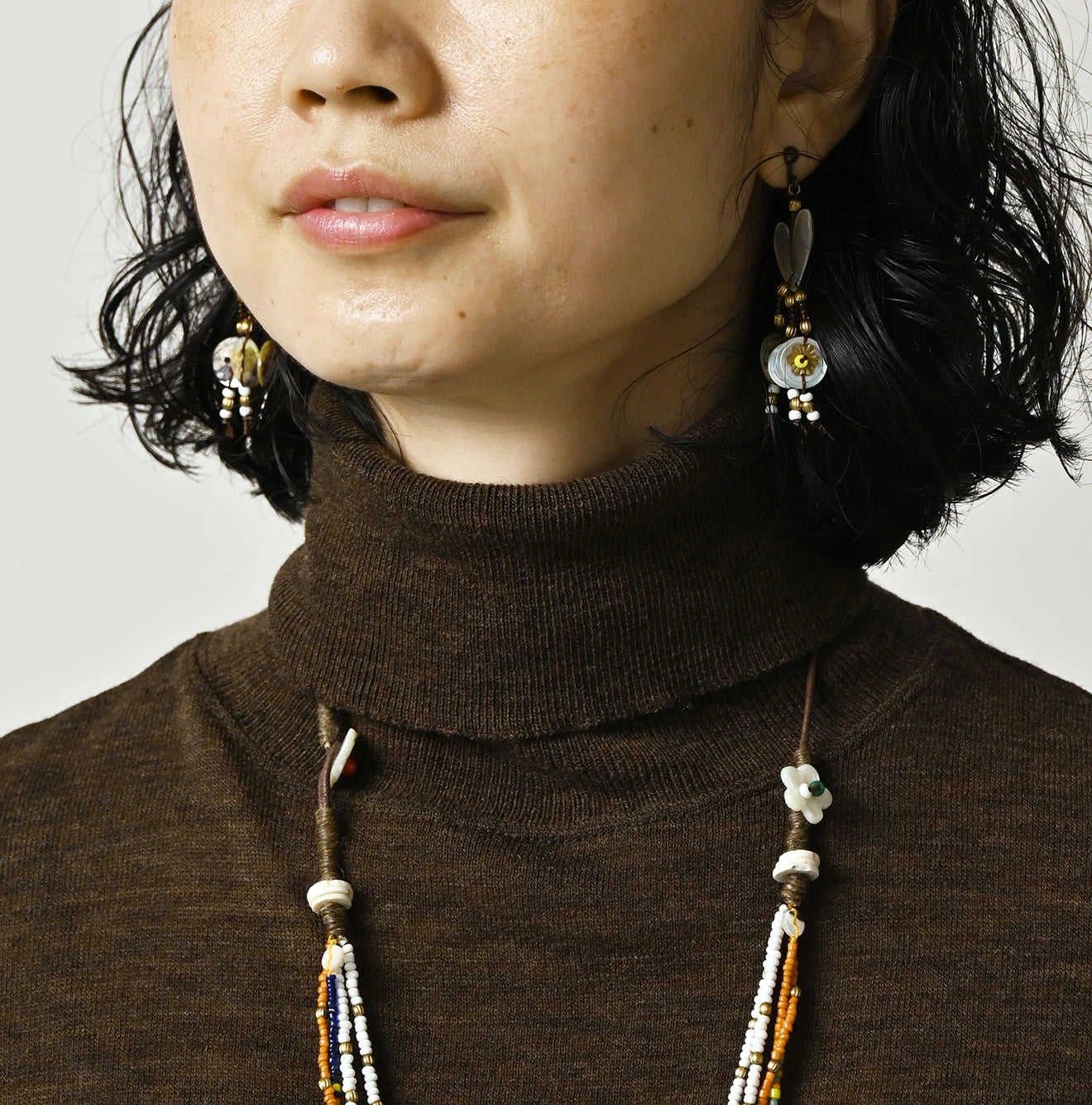45R Camellia Turtleneck - Image 11
