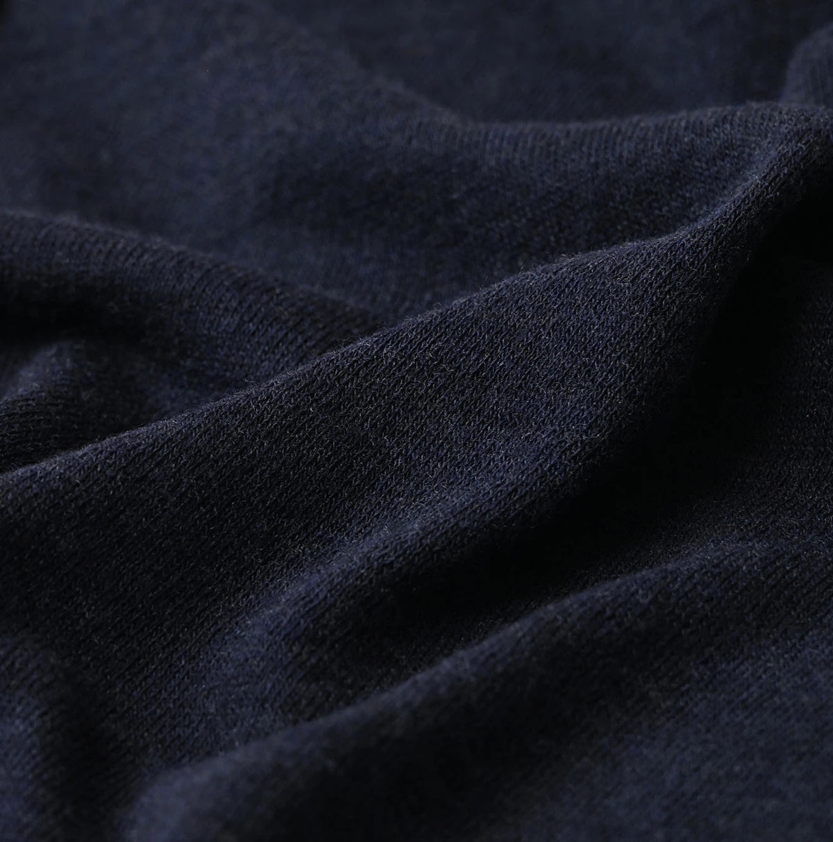 45R Camellia Turtleneck