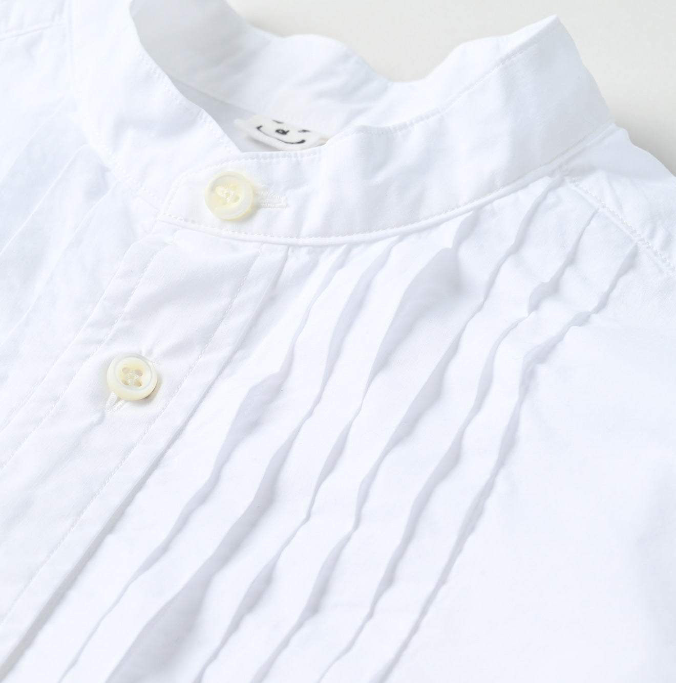 45R Batiste Pintuck 908 Shirt - Image 15