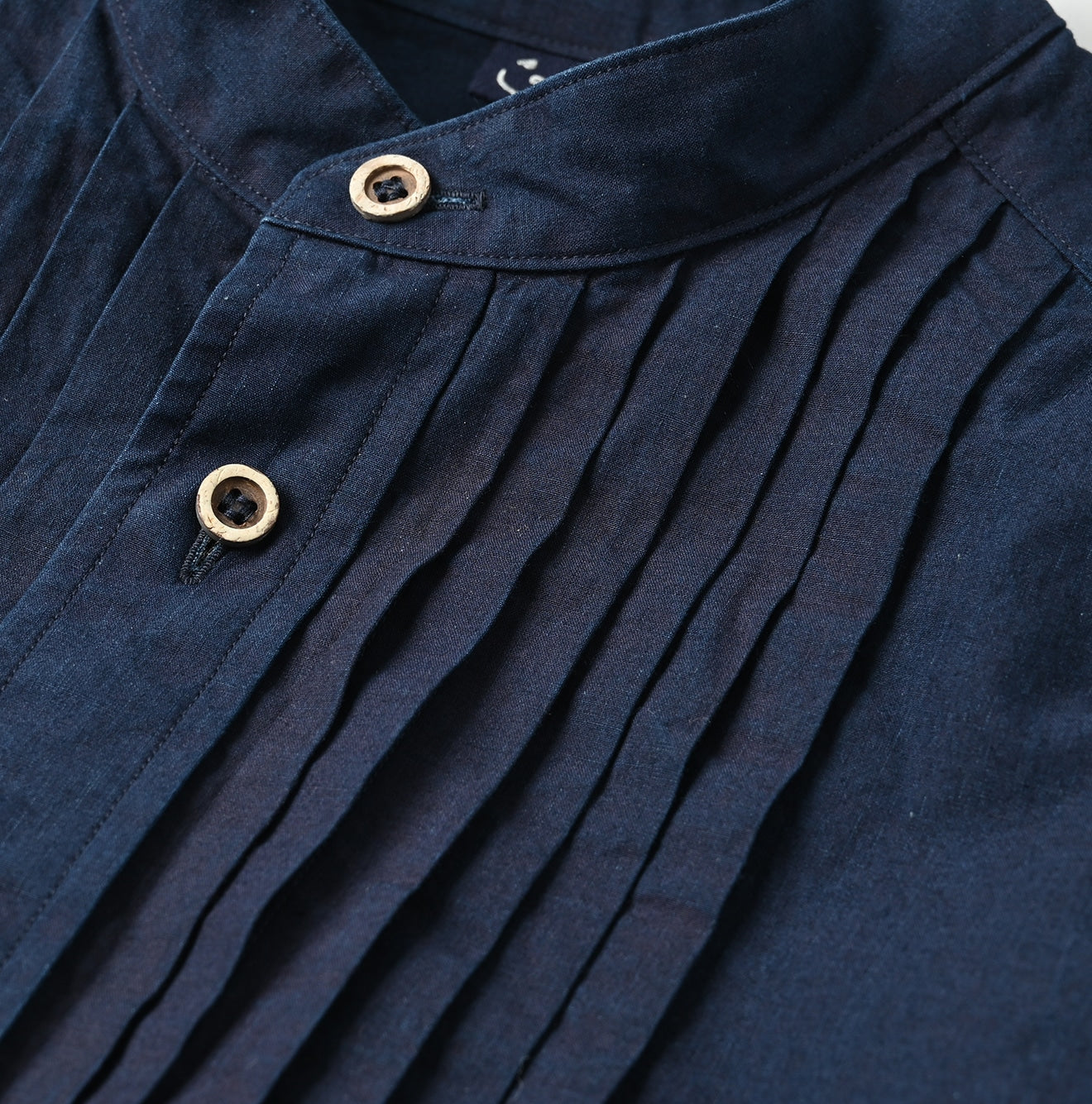 45R Batiste Pintuck 908 Shirt