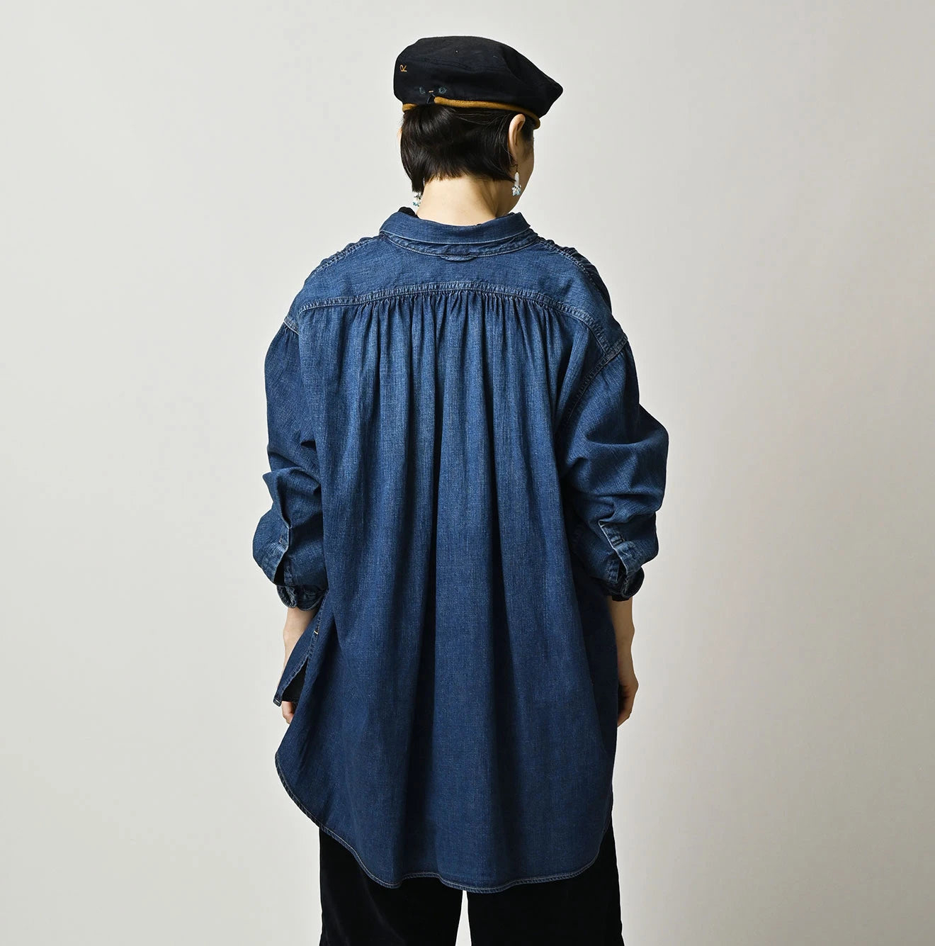 45R Komugi Denim Hechima Blouse - Image 5