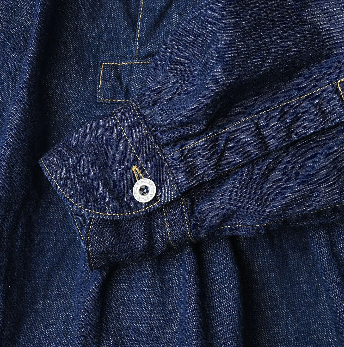 45R Komugi Denim Hechima Blouse - Image 16