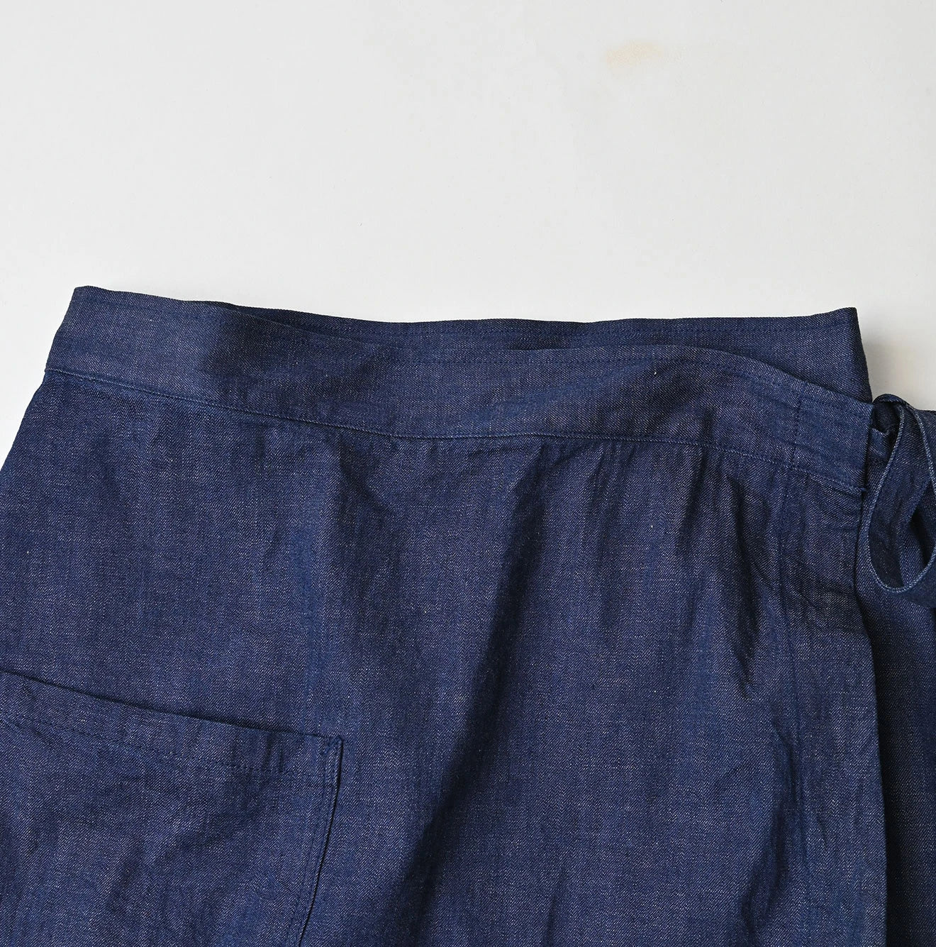 45R Komugi Denim Lace x Wrap Skirt - Image 13