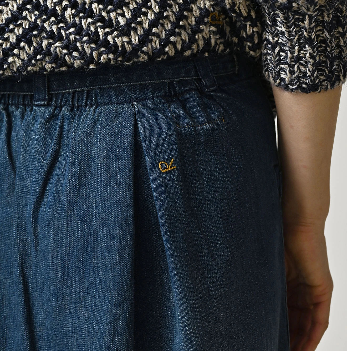 45R Light Mont Brown Denim Wrap Skirt Distressed - Image 11