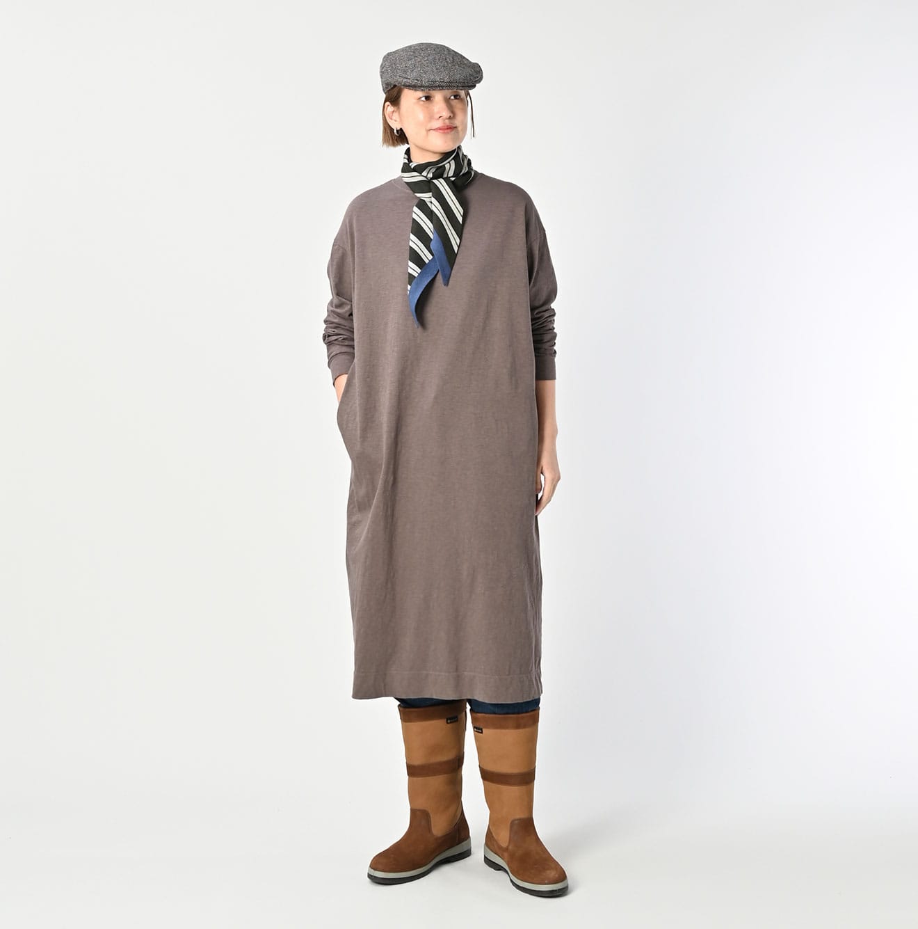 45R Yokk Neck 45 Star Dress - Image 2