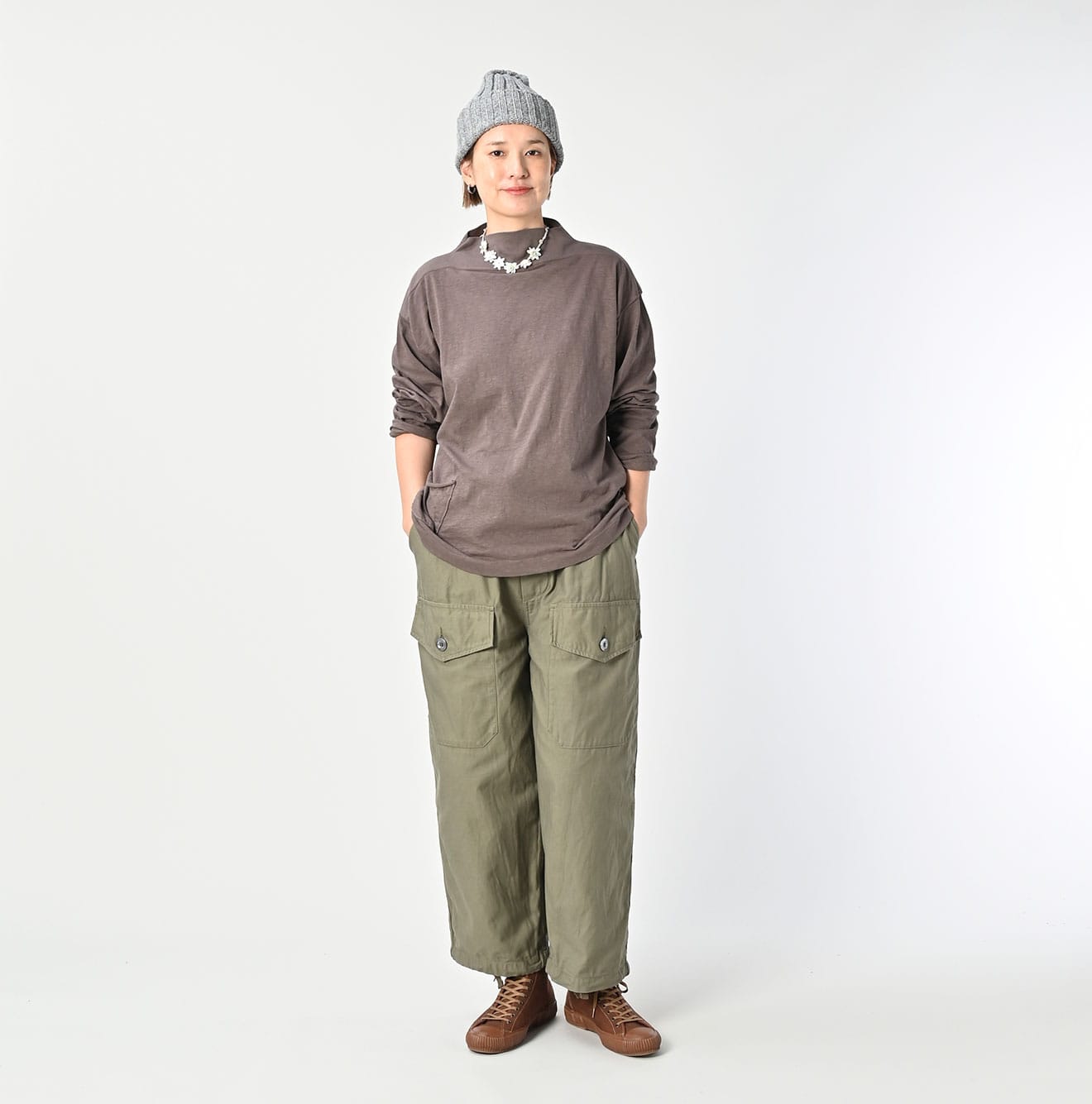 45R Backsatin 908 Tent Pants