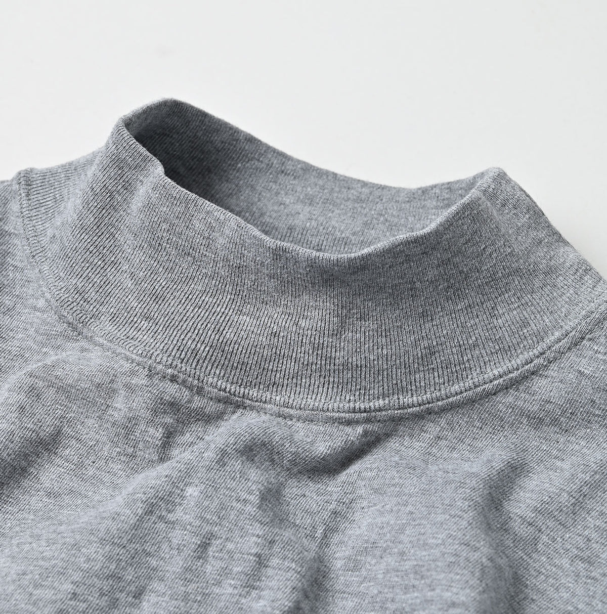 45R Yokk Neck Big Slit T-shirt (Top-dyed)