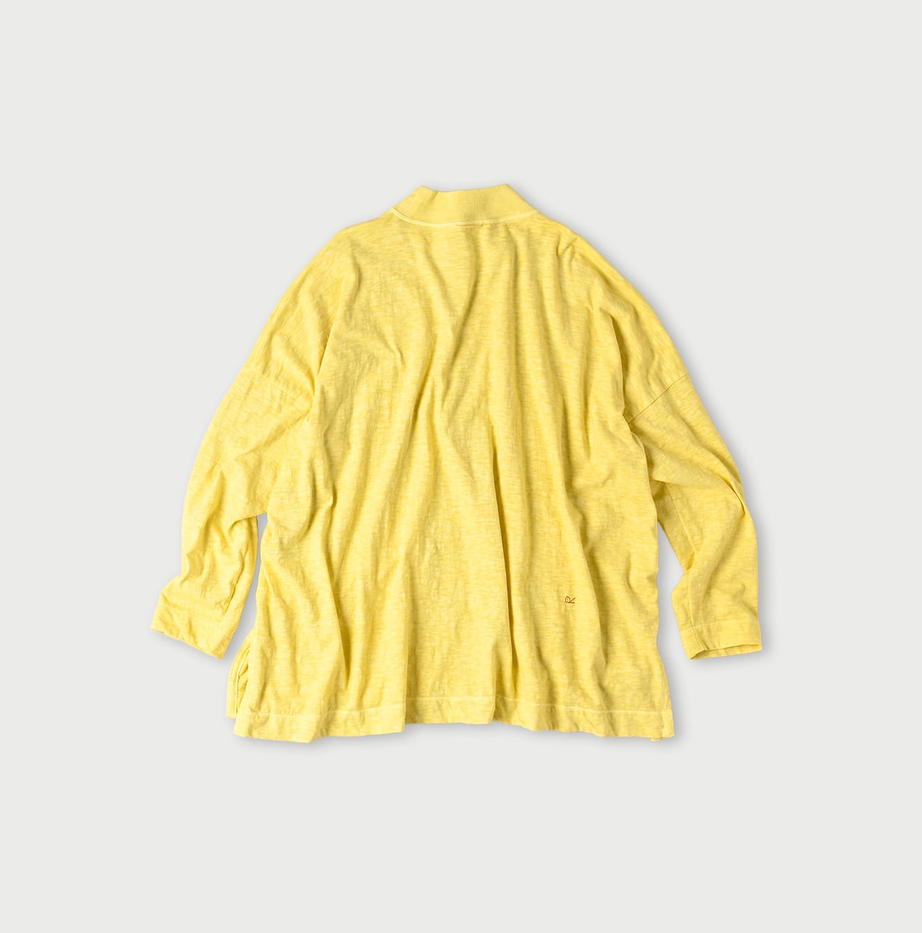 45R Botanical Dyed Yokk Neck Big Slit T-shirt