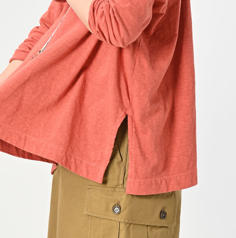 45R Botanical Dyed Yokk Neck Big Slit T-shirt