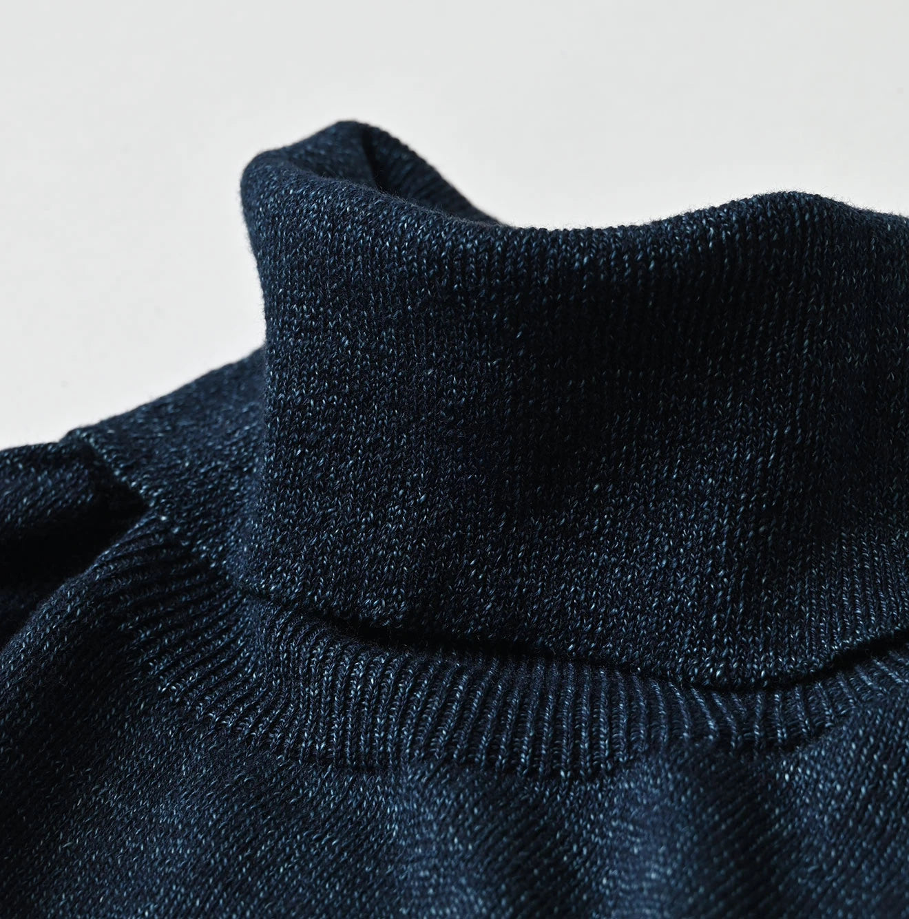 45R Indigo Super Gauze M-turtleneck - Image 11