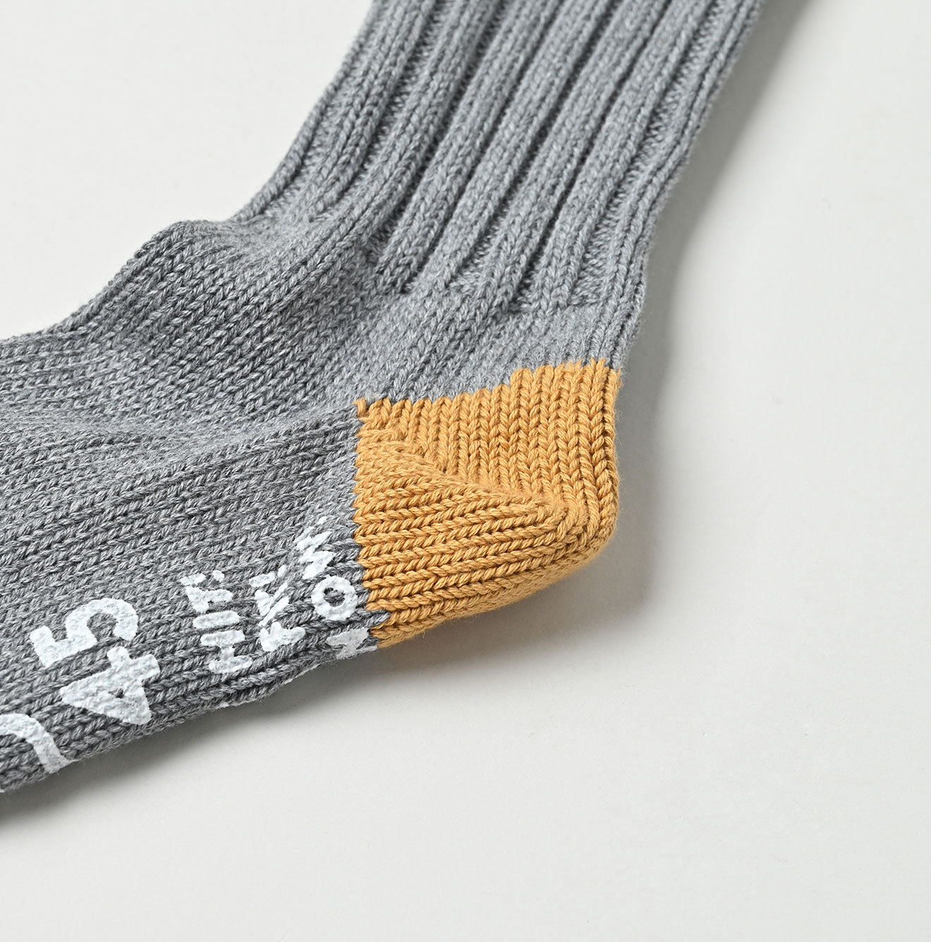 45R Low Gauge Socks