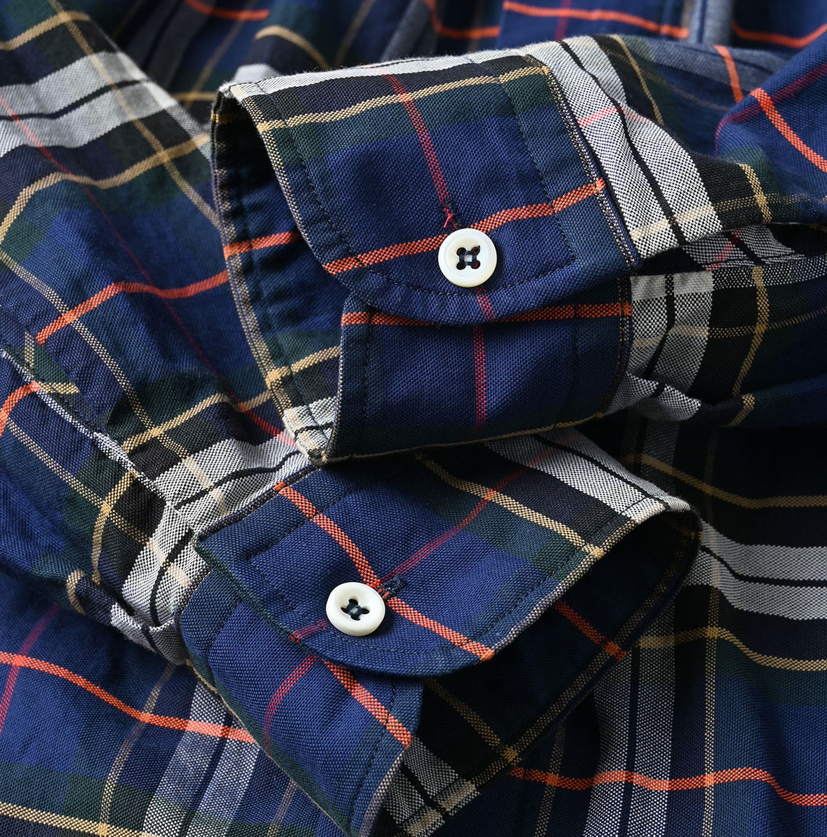 45R 504-Oxford 908 Tuck Buttondown Blouse