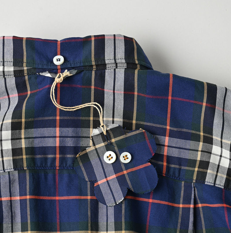 45R 504-Oxford 908 Tuck Buttondown Blouse - Image 17