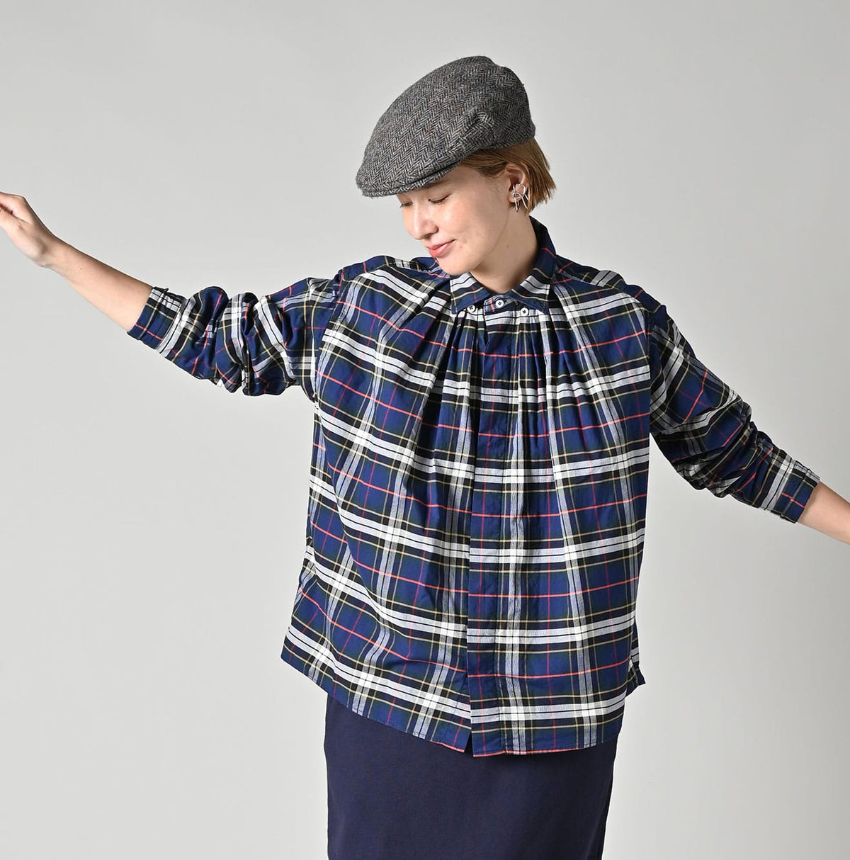 45R 504-Oxford 908 Tuck Buttondown Blouse