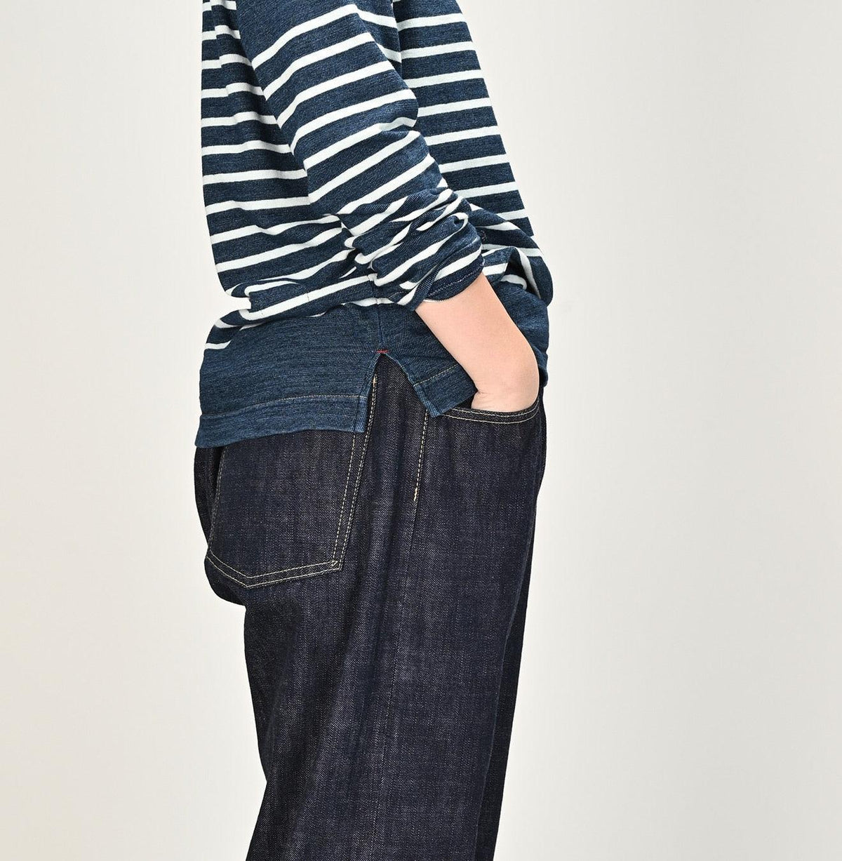 Indigo Basque 908 T-shirt (Size 2) - 45R by 45rpm studio