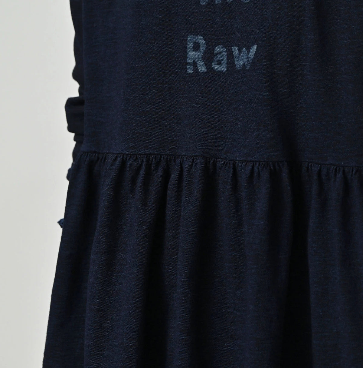 45R Indigo In the Raw Gathered Hime T-shirt - Image 9