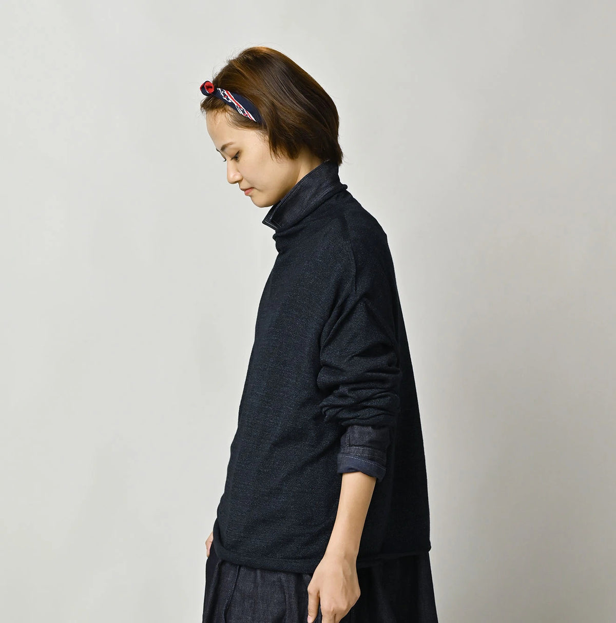 45R Indigo Super Gauze Yamahiko Sweater - Image 5