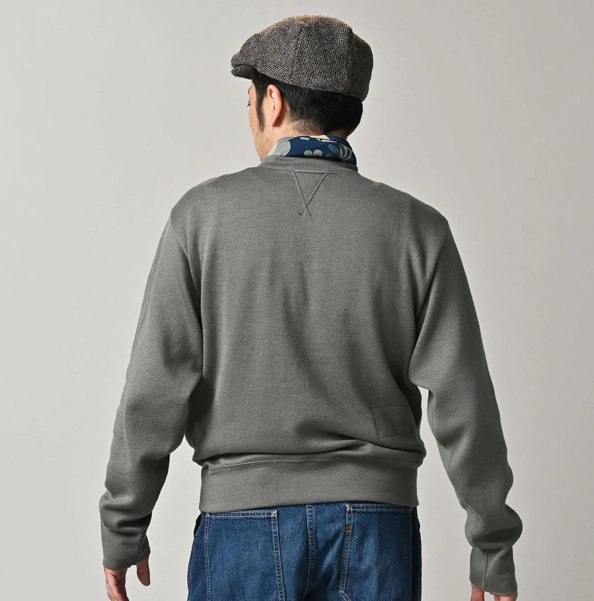 45R Smooth 908 Sweat