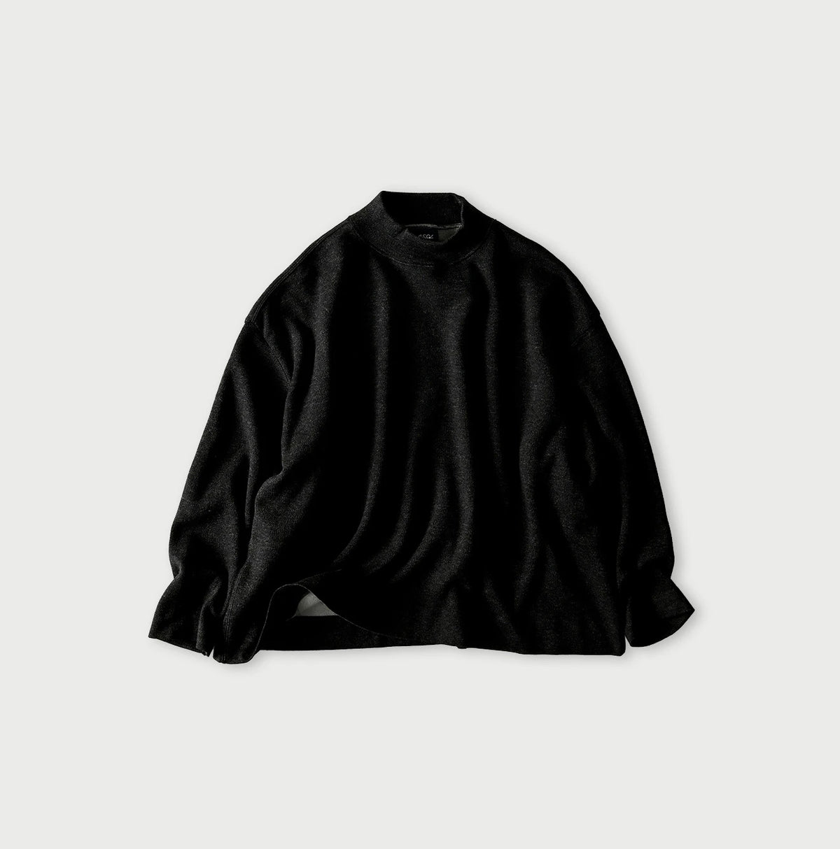 45R Smooth Yock Neck M-Shirt - Image 5