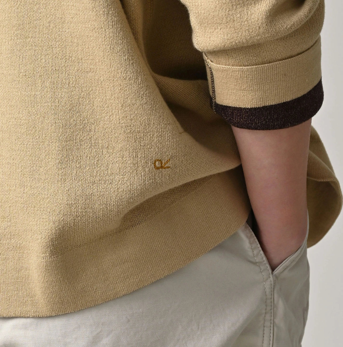 45R Smooth Yock Neck M-Shirt - Image 16