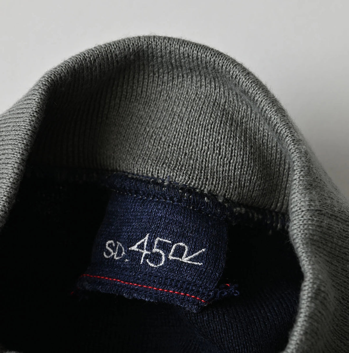 45R Smooth Yock Neck M-Shirt