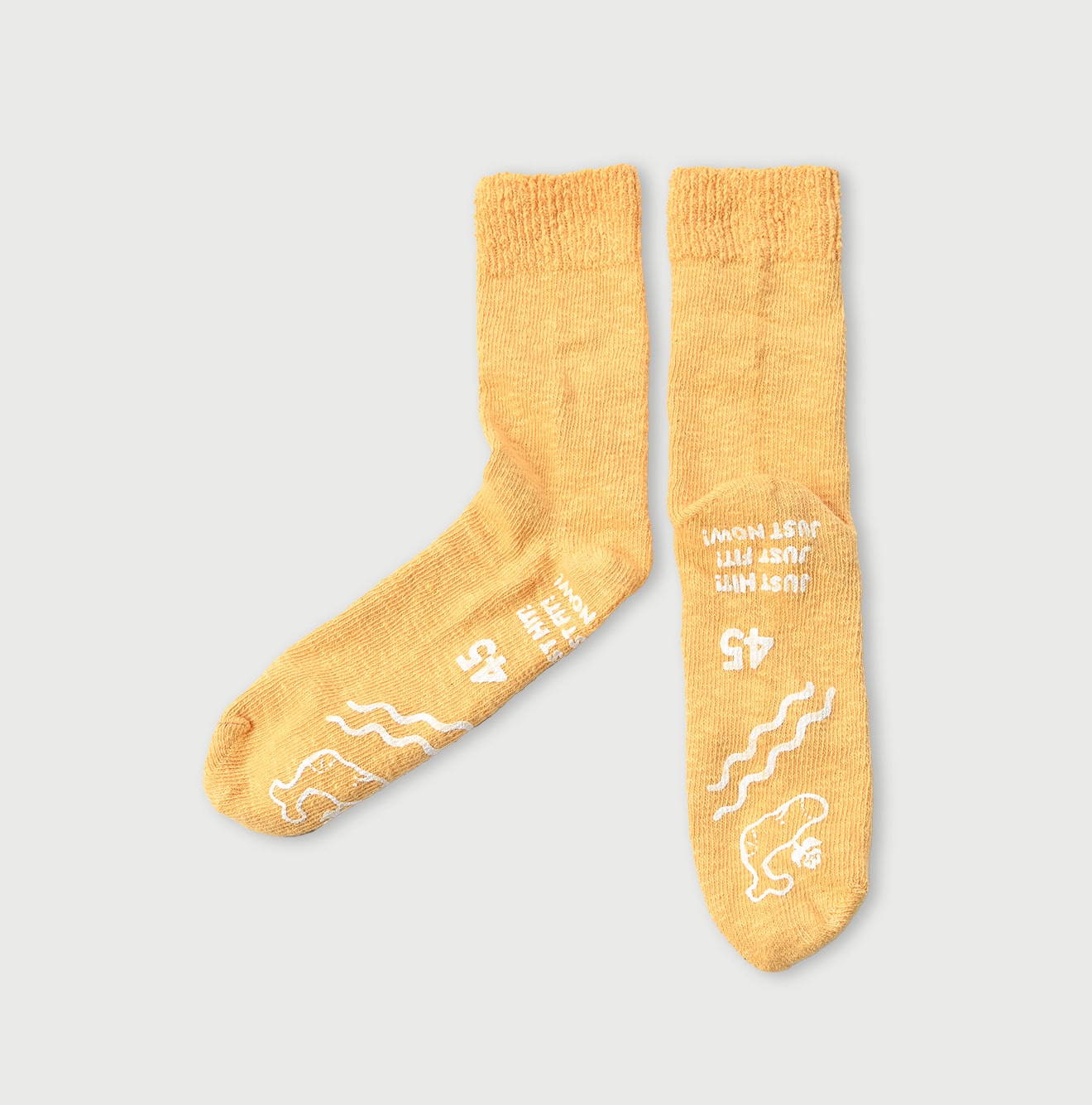 45R Botanical Dyed Tenjiku Socks