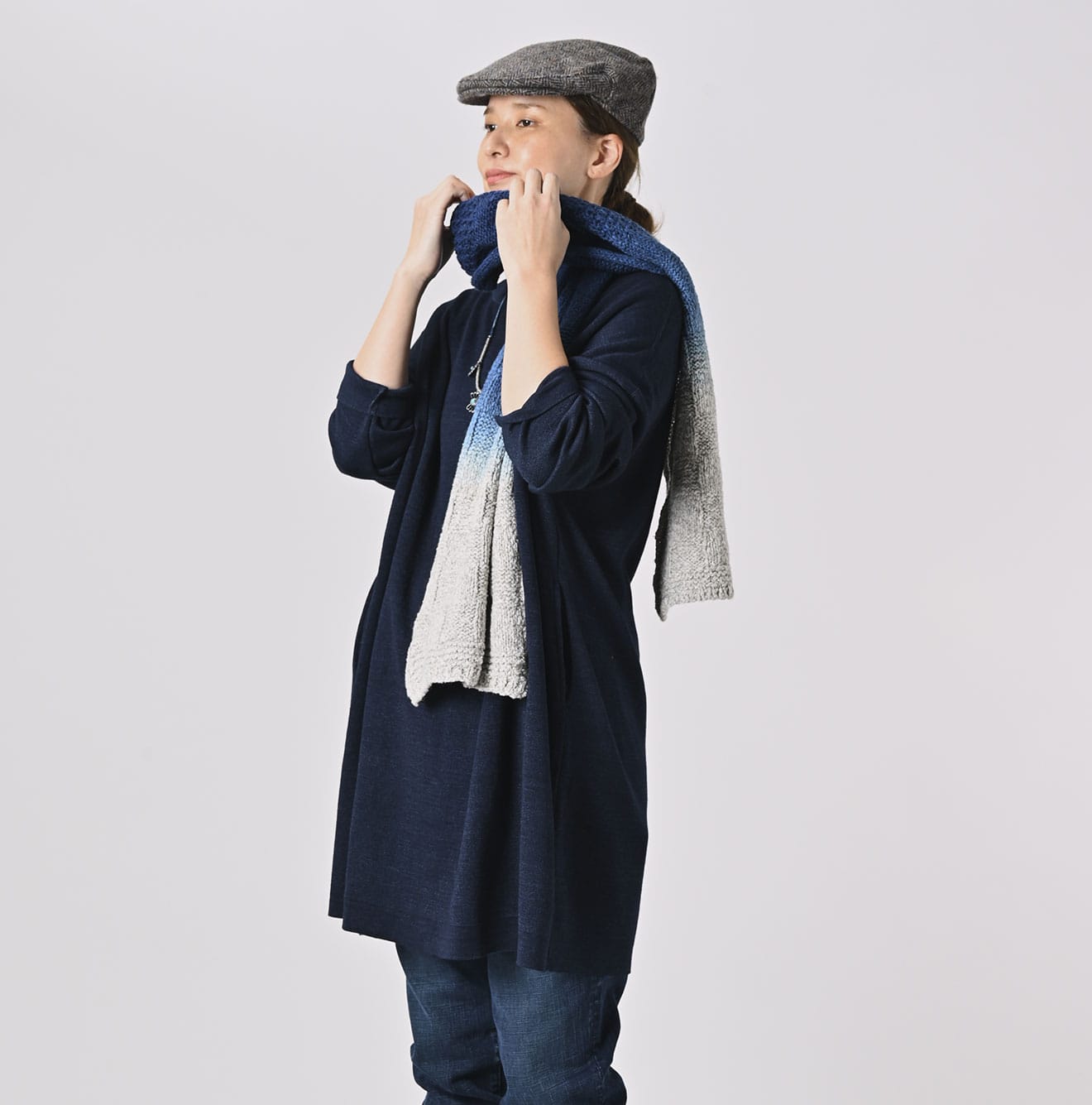 45R Ai Indigo Mix Knit Stole