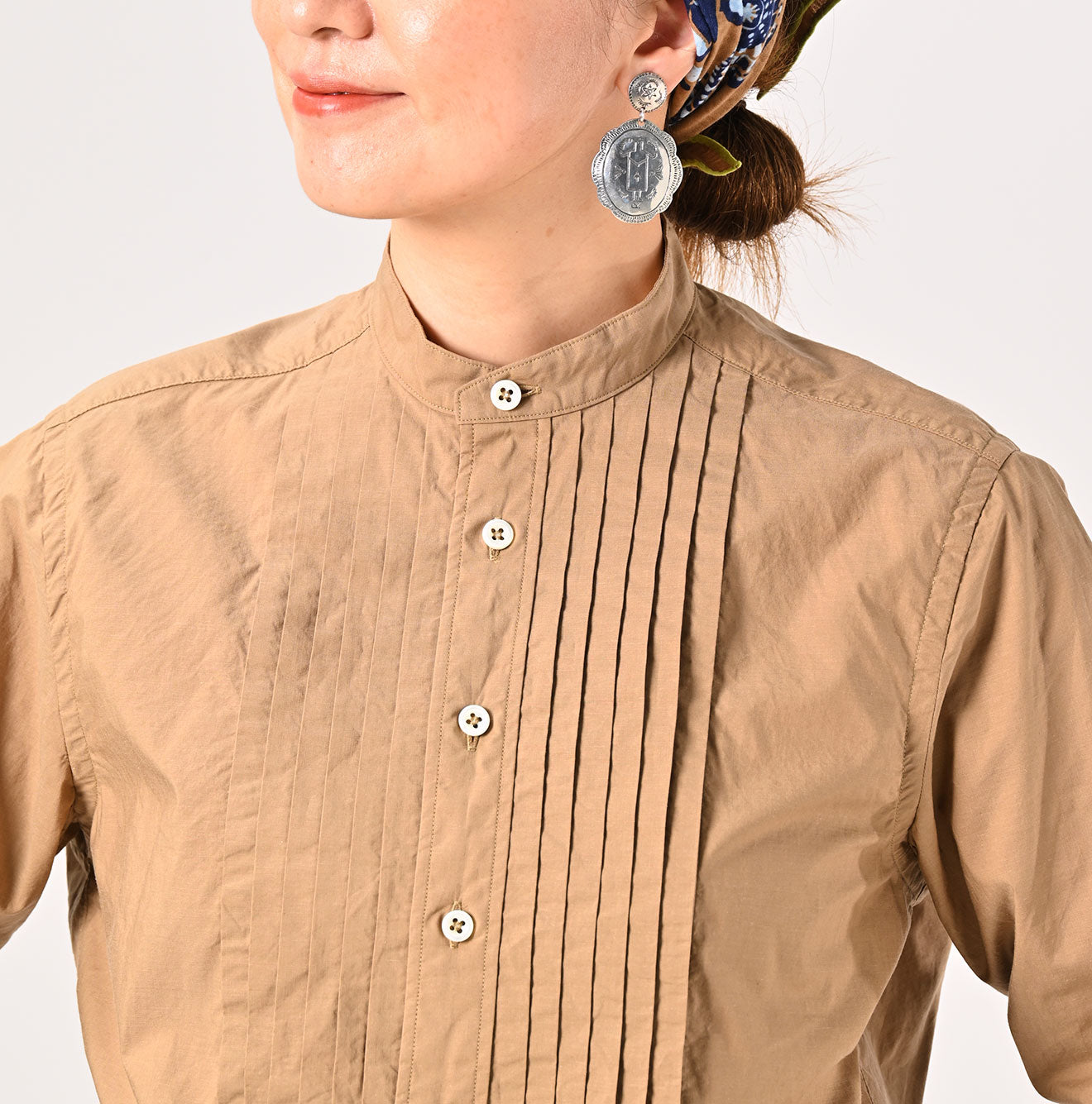 45R Batistie 908 Pintuck Stand Collar Shirt