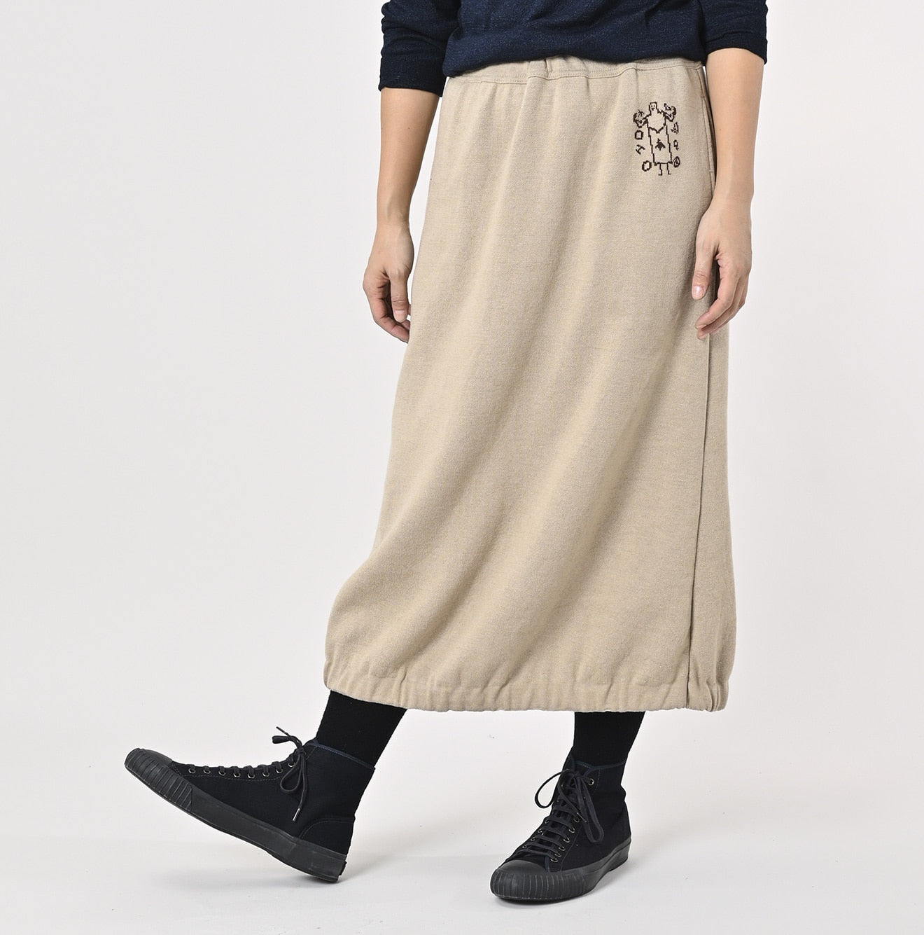 Smooth College Skirt - 45R by 45rpm studio