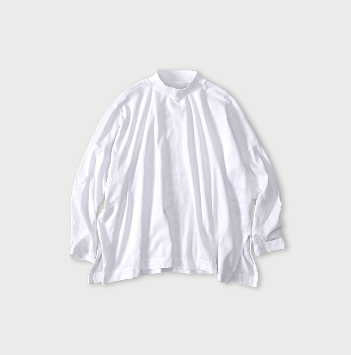 45R Yock Neck Big Slit T-shirt