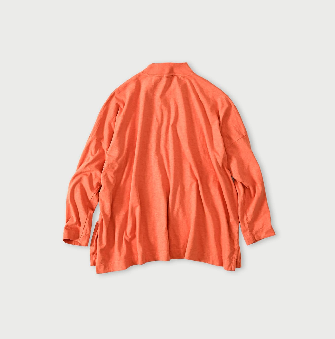 45R Yock Neck Big Slit T-shirt - Image 13