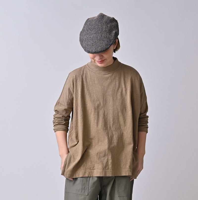 45R Yock Neck Big Slit T-shirt - Image 6