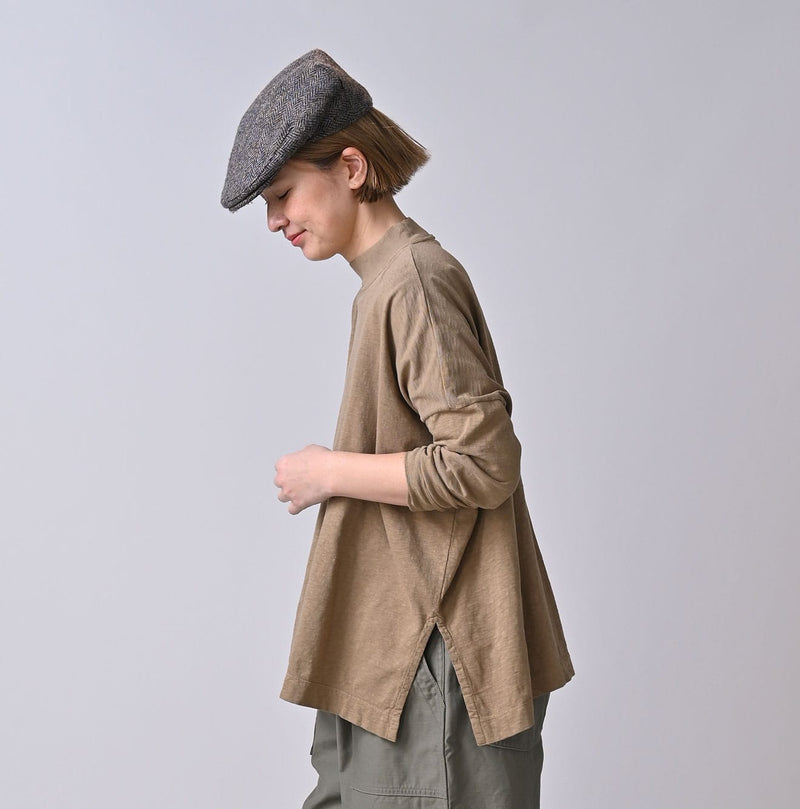 45R Yock Neck Big Slit T-shirt - Image 7