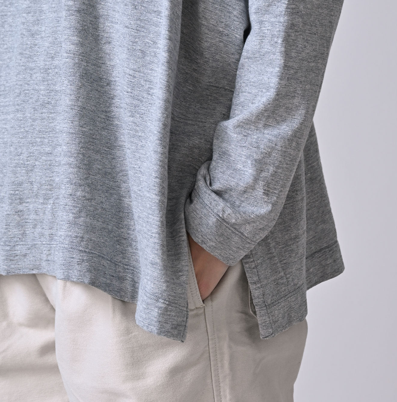 45R Yock Neck Big Slit T-shirt (Top-dyed)