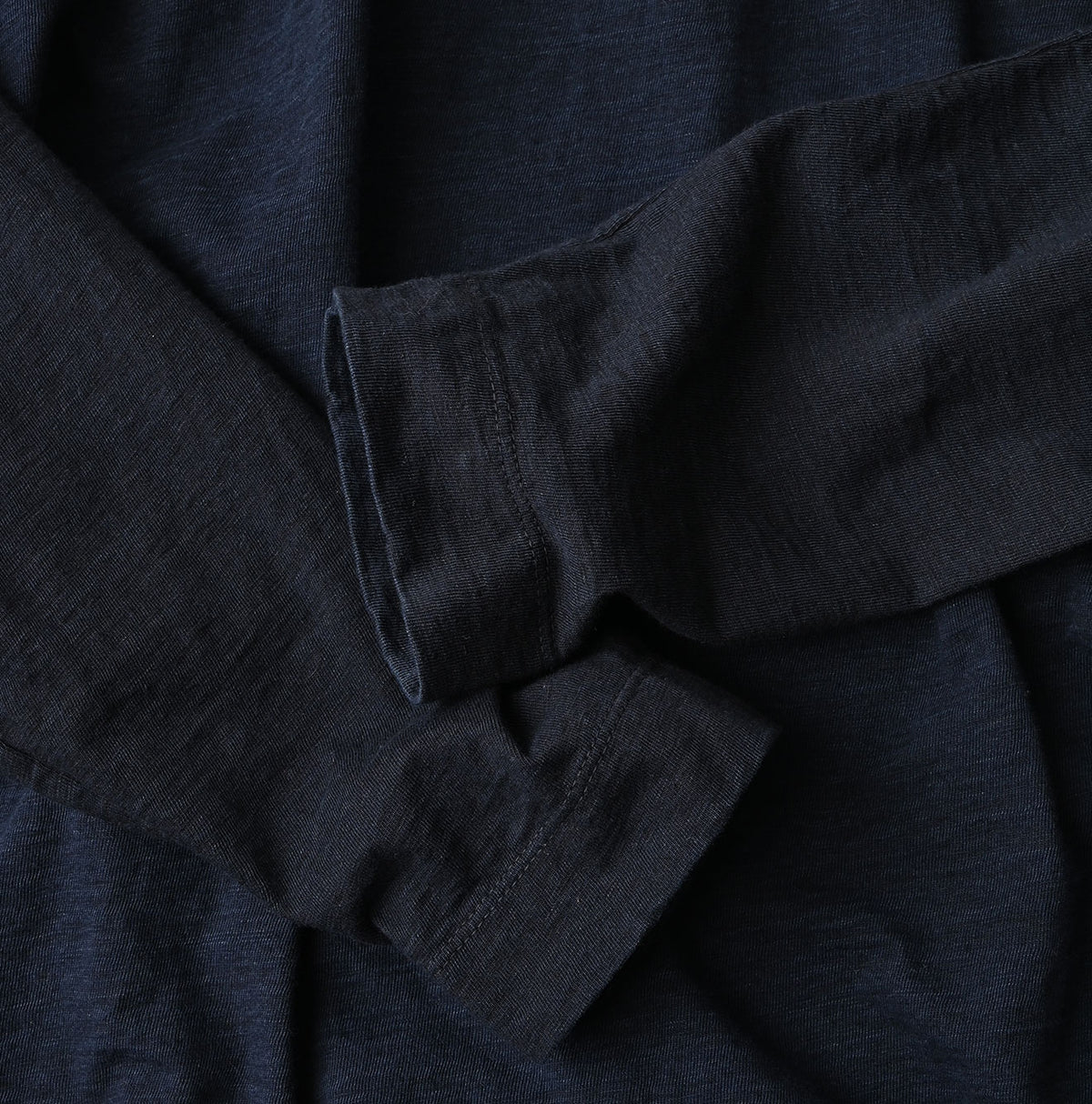 45R Indigo Yock Neck Big Slit T-shirt