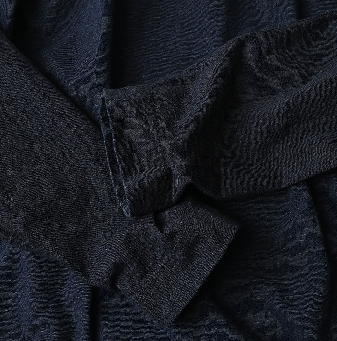 45R Indigo Yock Neck Big Slit T-shirt