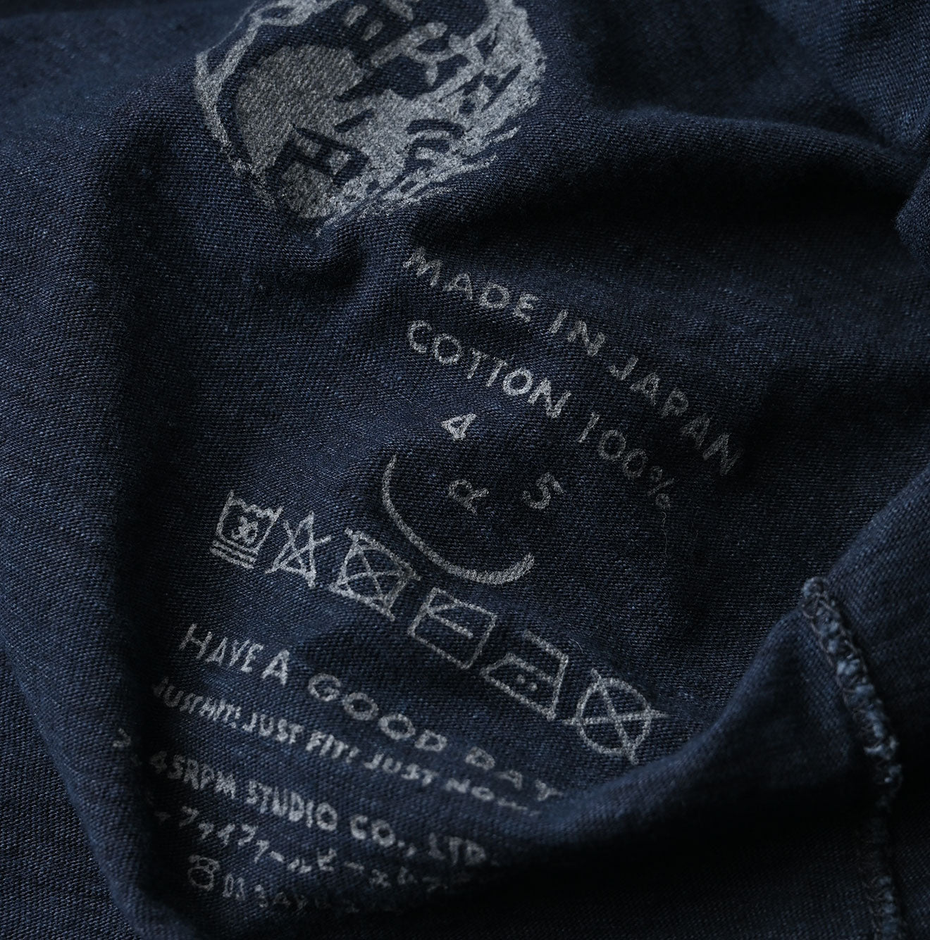 45R Indigo Yock Neck Big Slit T-shirt