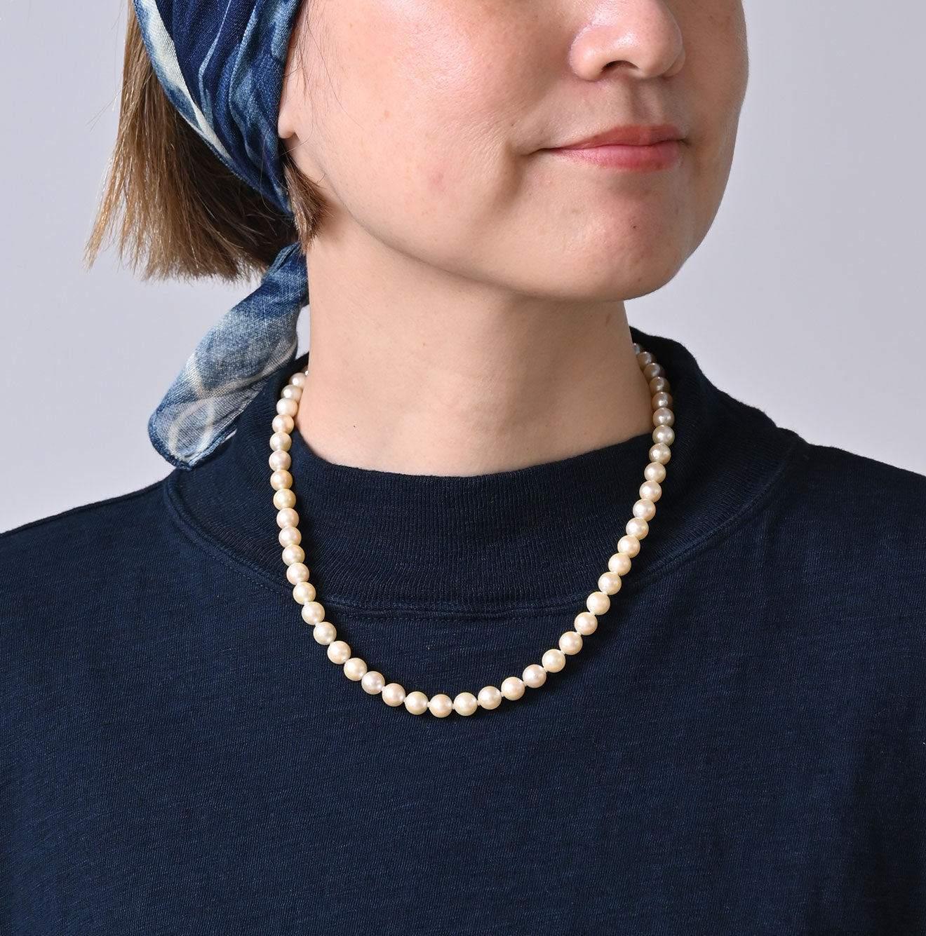 45R Indigo Yock Neck Big Slit T-shirt