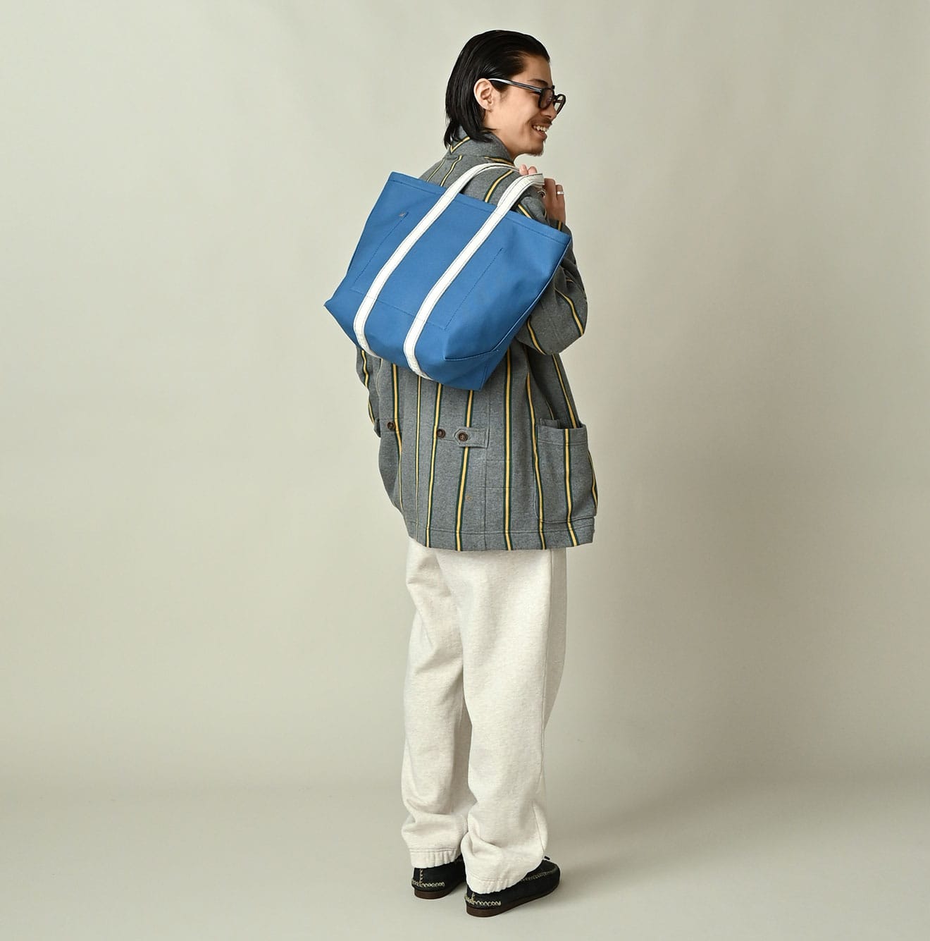 45R ONEONE Treasure Canvas Tote Bag - Image 7