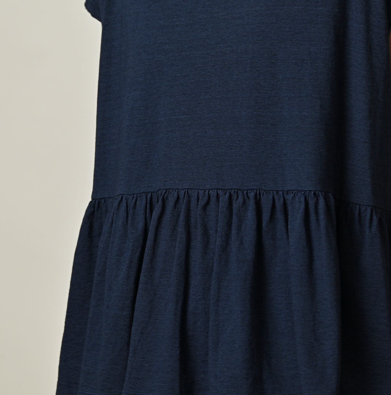 ONEONE Treasure Indigo Gathered M-Camisole - Image 15